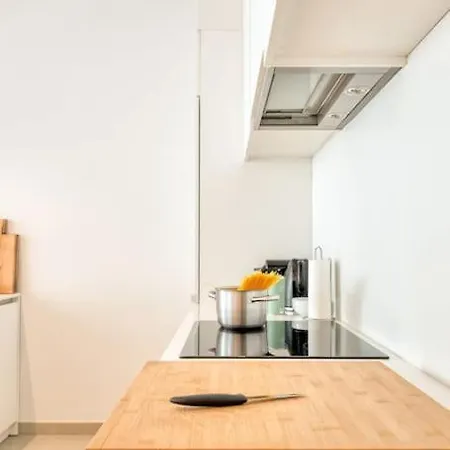 Modern 2br Gem In Ghent's Heart